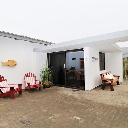 וואלביס ביי Tiende Laan Bed & Breakfast And Self-Catering מראה חיצוני תמונה