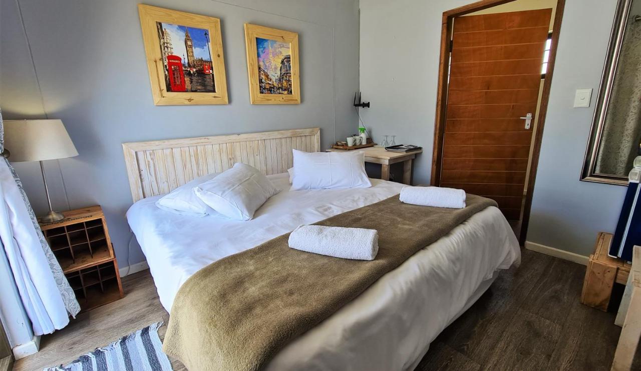 וואלביס ביי Tiende Laan Bed & Breakfast And Self-Catering מראה חיצוני תמונה