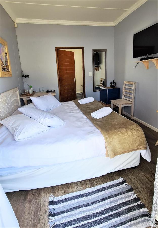 וואלביס ביי Tiende Laan Bed & Breakfast And Self-Catering מראה חיצוני תמונה