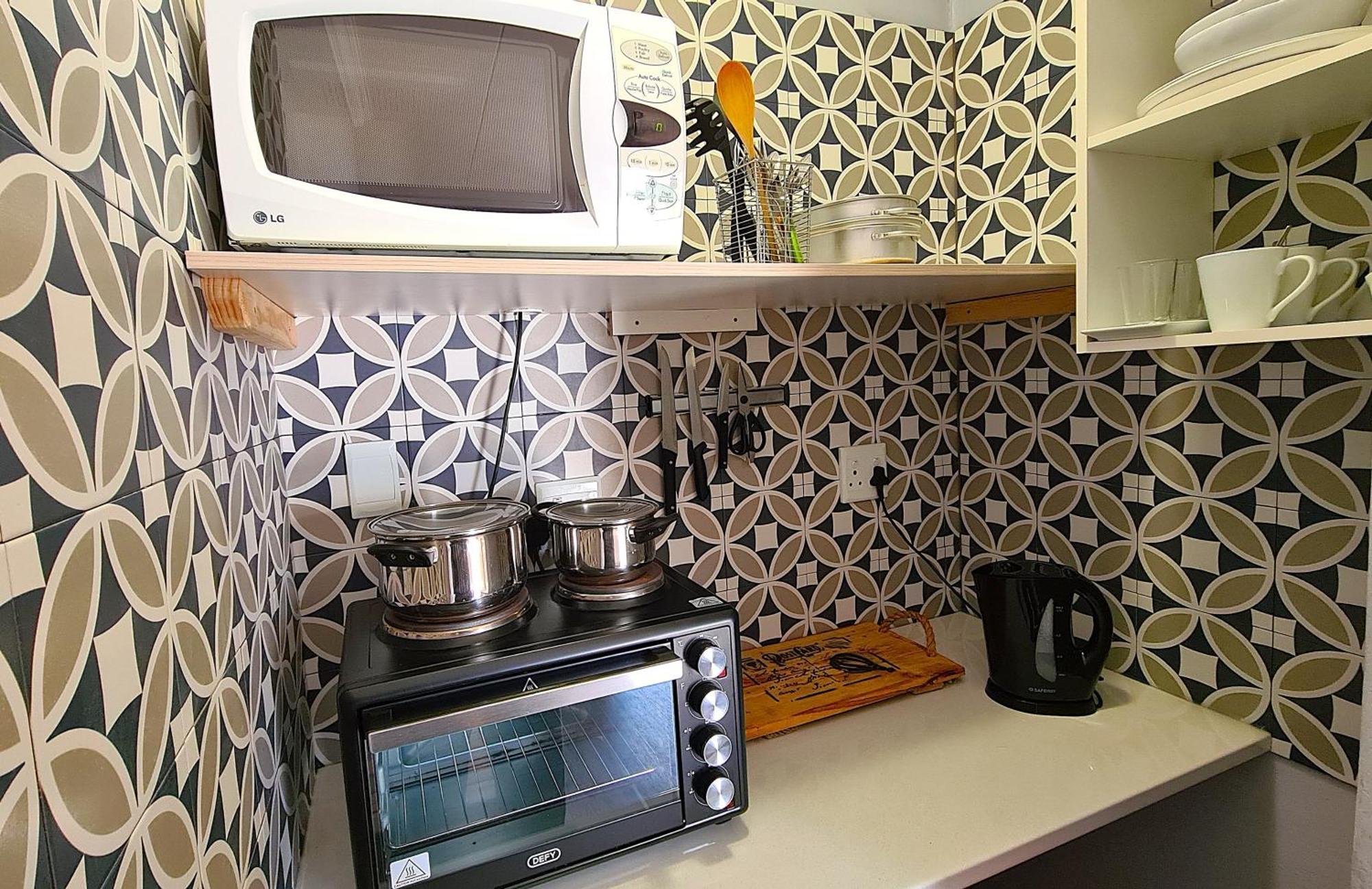 וואלביס ביי Tiende Laan Bed & Breakfast And Self-Catering מראה חיצוני תמונה