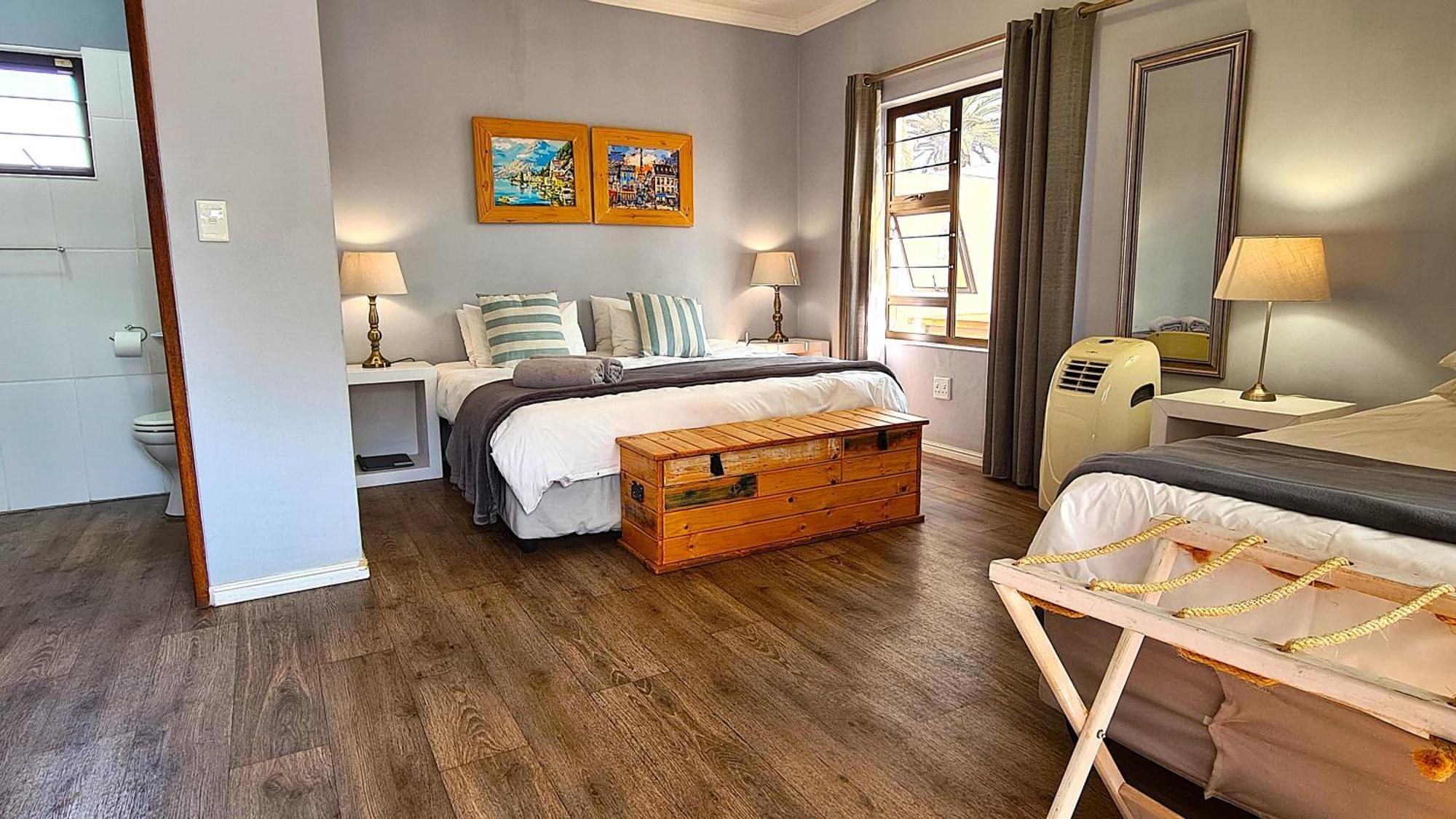 וואלביס ביי Tiende Laan Bed & Breakfast And Self-Catering מראה חיצוני תמונה