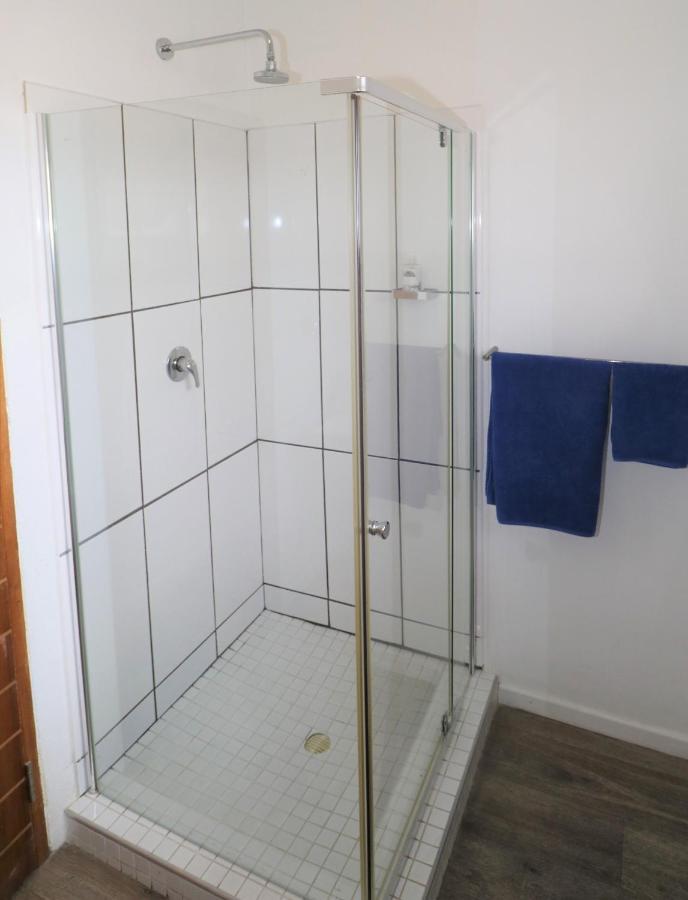וואלביס ביי Tiende Laan Bed & Breakfast And Self-Catering מראה חיצוני תמונה