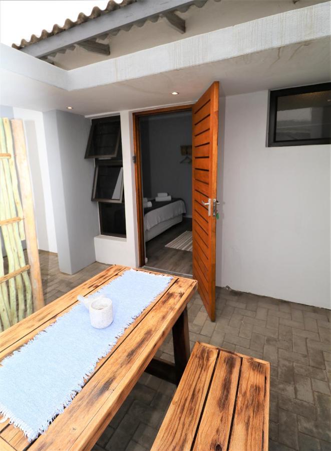וואלביס ביי Tiende Laan Bed & Breakfast And Self-Catering מראה חיצוני תמונה