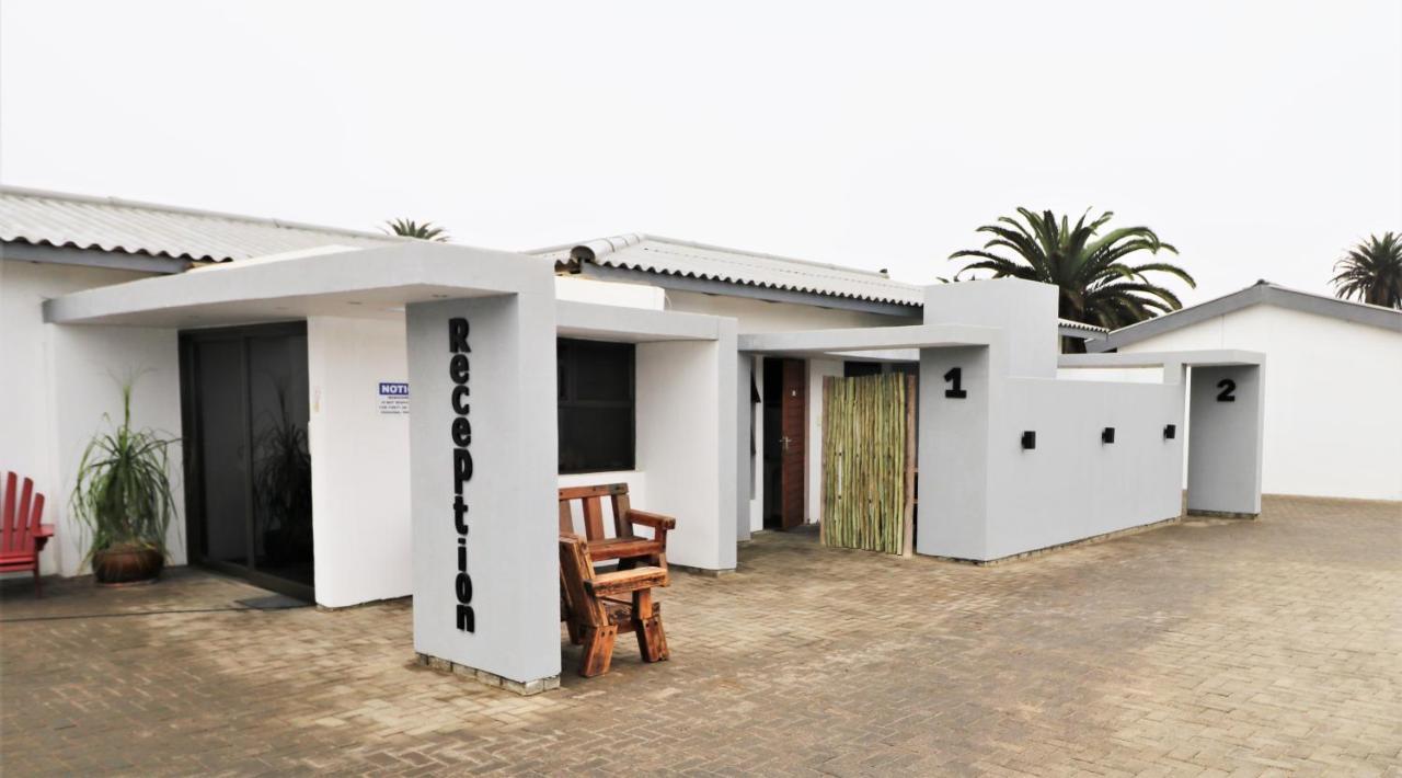וואלביס ביי Tiende Laan Bed & Breakfast And Self-Catering מראה חיצוני תמונה